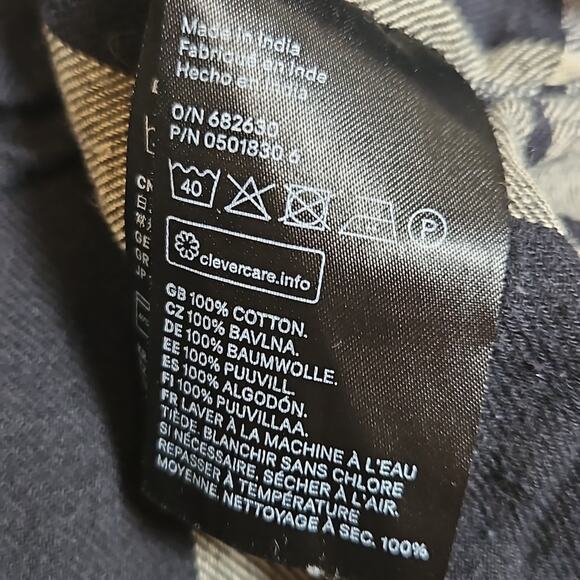 H&M Plaid Button Down Shirt Black Cream Gray Sz Medium - Picture 9 of 10